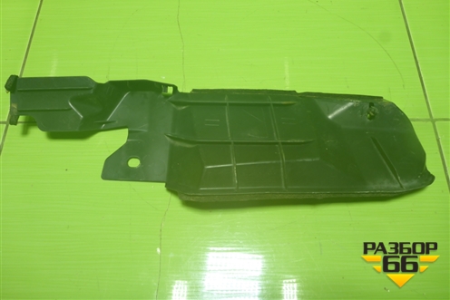 Пыльник переднего крыла правого (верхний) (5382502020) для Toyota Auris с 2006-2012г (Аурис)