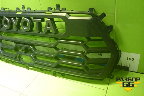 Решетка радиатора (TRDpro после 2022г под камеру и радар) (531140C530) для Toyota Sequoia с 2008г (Секвоя)