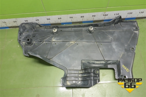Защита антигравийная правая (5839833060) для Toyota Camry XV70 с 2017-2026г (Камри)