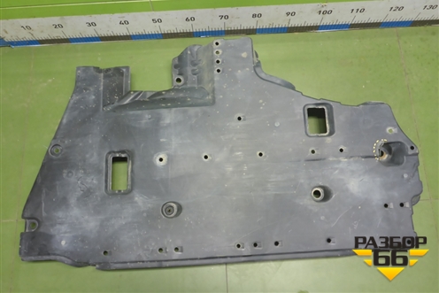 Защита антигравийная левая (5839933070) для Toyota Camry XV70 с 2017-2026г (Камри)