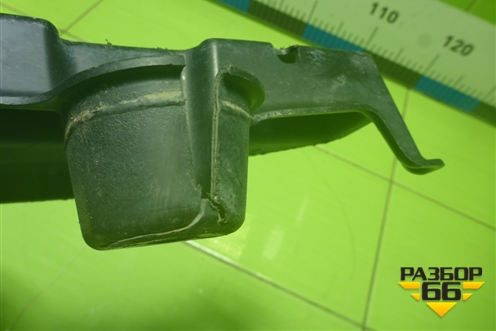 Защита антигравийная правая (задняя) (5816712010) для Toyota Corolla (E15) с 2006-2013г (Королла 150)