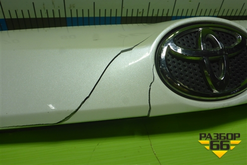 Накладка двери багажника (после 2015г) (7683942030) для Toyota Rav-4 с 2012-2019г (Рав 4)