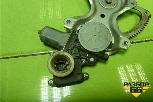 Стеклоподъёмник электрический передний правый для Toyota Corolla (E15) с 2006-2013г (Королла 150)