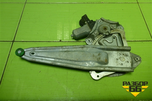 Стеклоподъёмник электрический задний левый (857100D100) для Toyota Auris с 2006-2012г (Аурис)