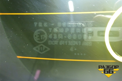 Стекло двери багажника для Renault Sandero с 2013-2022г (Сандеро)