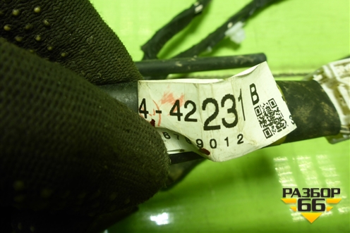 Проводка двери багажника (8218442231B) для Toyota Rav-4 с 2006-2013г (Рав 4)