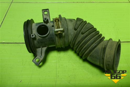 Патрубок воздушного фильтра (178810D220) для Toyota Auris с 2006-2012г (Аурис)