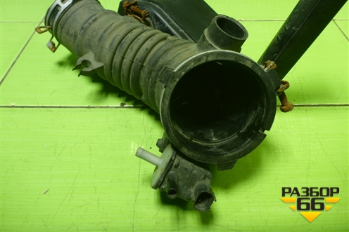 Патрубок воздушного фильтра (1788028230) для Toyota Camry XV40 с 2006-2011г (Камри)