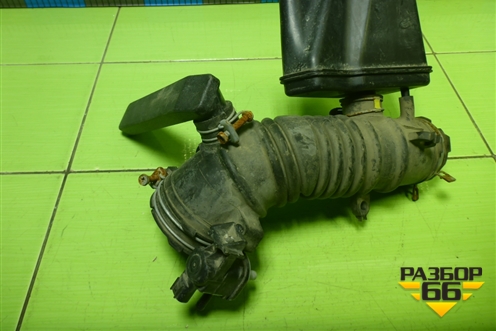 Патрубок воздушного фильтра (1788028230) для Toyota Camry XV40 с 2006-2011г (Камри)
