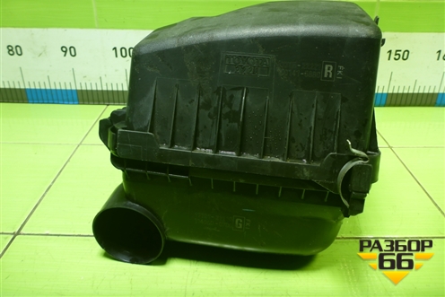 Корпус воздушного фильтра (1770121110) для Toyota Auris с 2006-2012г (Аурис)