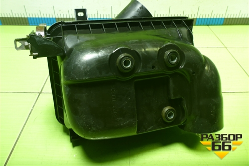 Корпус воздушного фильтра (1770121110) для Toyota Corolla (E15) с 2006-2013г (Королла 150)