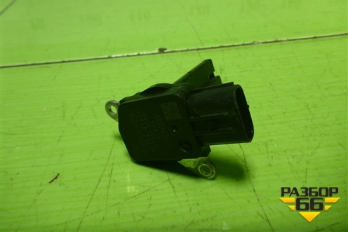 Датчик массового расхода воздуха (2220431020) для Toyota Camry XV40 с 2006-2011г (Камри)