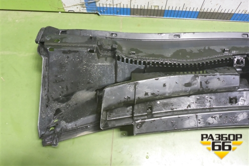 Решетка стеклоочистителей (5578142090) для Toyota Rav-4 с 2012-2019г (Рав 4)