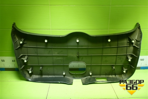 Обшивка двери багажника (6478002010) для Toyota Auris с 2006-2012г (Аурис)