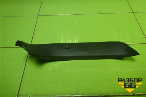 Обшивка двери багажника левая (6793802030) для Toyota Auris с 2006-2012г (Аурис)