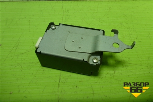 Блок управления центральным замком (8974112240) для Toyota Corolla (E15) с 2006-2013г (Королла 150)