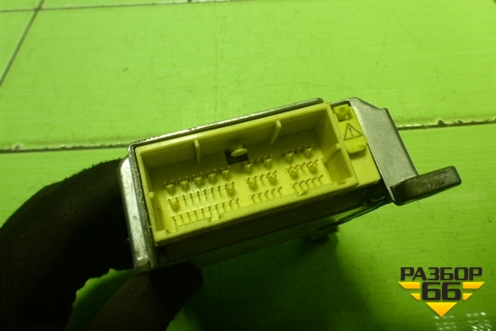 Блок управления AIR BAG (8917042331) для Toyota Rav-4 с 2006-2013г (Рав 4)