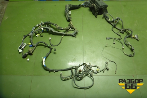 Проводка подкапотная для Toyota Corolla (E15) с 2006-2013г (Королла 150)