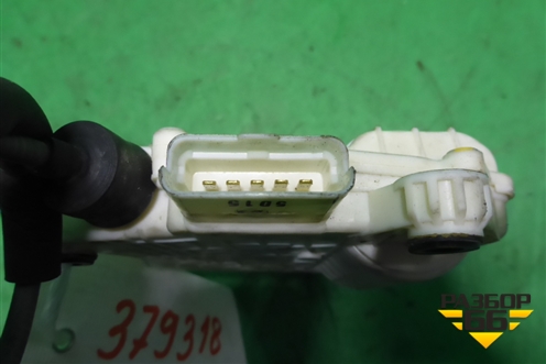 Доводчик замка двери (задней левой 5 контактов) (814303N000) для Hyundai Equus с 2010г (Экус)