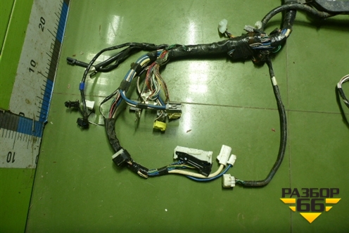 Проводка подкапотная (8212112L20) для Toyota Corolla (E15) с 2006-2013г (Королла 150)