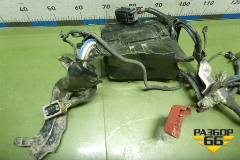 Проводка подкапотная (8212112L20) для Toyota Corolla (E15) с 2006-2013г (Королла 150)