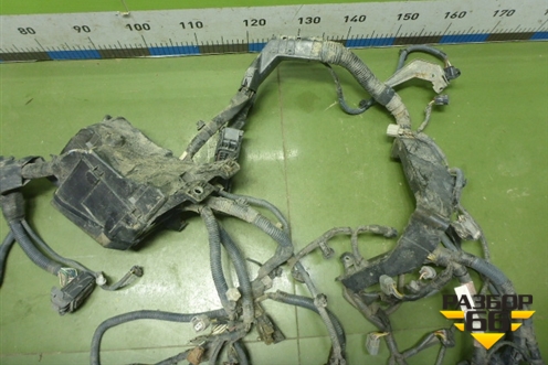 Проводка подкапотная (8211142K90) для Toyota Rav-4 с 2006-2013г (Рав 4)