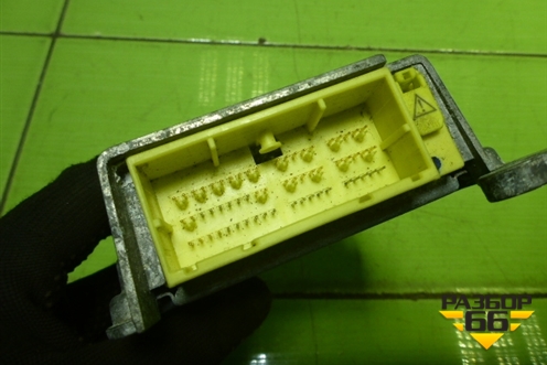 Блок управления AIR BAG (8917002A10) для Toyota Corolla (E15) с 2006-2013г (Королла 150)
