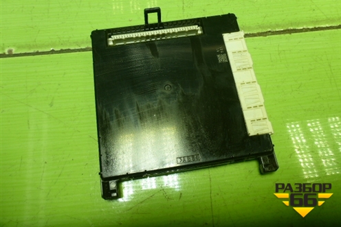 Блок комфорта (8922142130) для Toyota Rav-4 с 2012-2019г (Рав 4)