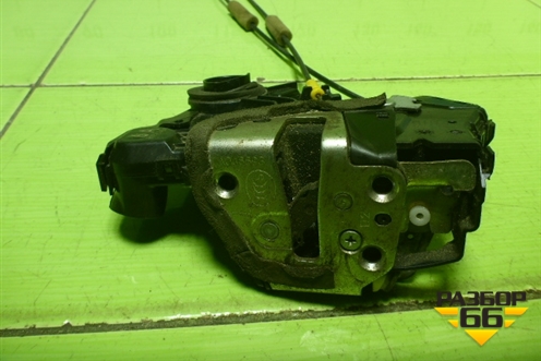 Замок двери передней левой для Toyota Corolla (E15) с 2006-2013г (Королла 150)