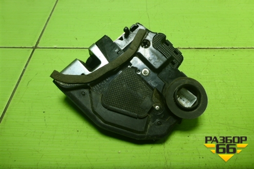Замок двери задней правой для Toyota Camry XV40 с 2006-2011г (Камри)