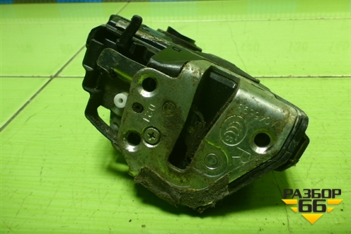 Замок двери задней правой для Toyota Camry XV40 с 2006-2011г (Камри)