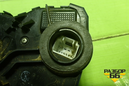 Замок двери передней правой для Toyota Camry XV40 с 2006-2011г (Камри)