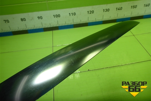Накладка на торпедо (правый) (7385180J1) для Suzuki SX4 с 2006-2013г (СХ4)
