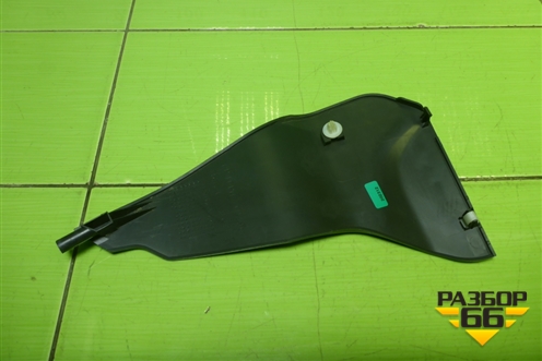 Накладка внутренняя (на консоль правая) (7583179J0) для Suzuki SX4 с 2006-2013г (СХ4)