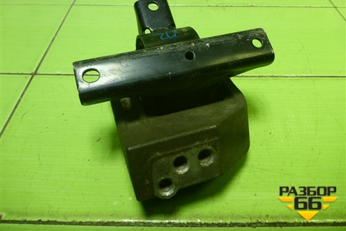 Опора двигателя правая для Suzuki SX4 с 2006-2013г (СХ4)