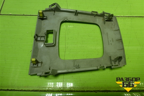 Накладка внутренняя (на кулису) (5542012420) для Toyota Corolla (E15) с 2006-2013г (Королла 150)