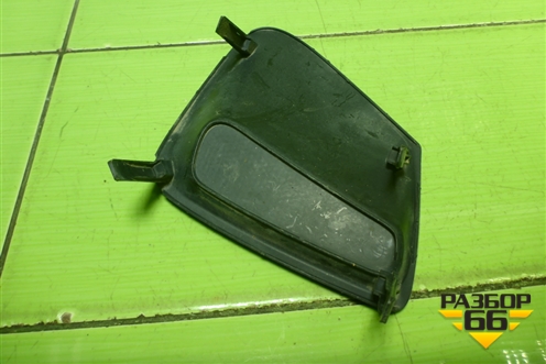 Заглушка ПТФ правая (8148112170) для Toyota Corolla (E15) с 2006-2013г (Королла 150)