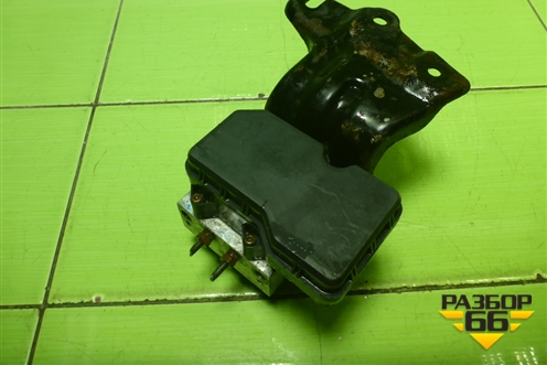Блок ABS (13511023010) для Toyota Corolla (E15) с 2006-2013г (Королла 150)