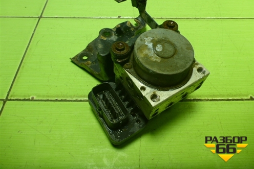 Блок ABS (4451012390) для Toyota Corolla (E15) с 2006-2013г (Королла 150)
