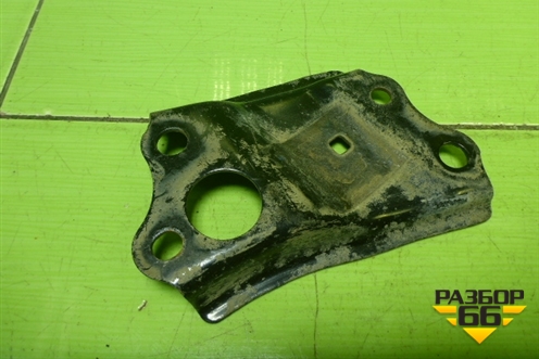 Кронштейн подрамника правый для Toyota Corolla (E15) с 2006-2013г (Королла 150)