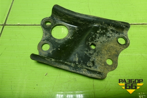 Кронштейн подрамника правый для Toyota Corolla (E15) с 2006-2013г (Королла 150)