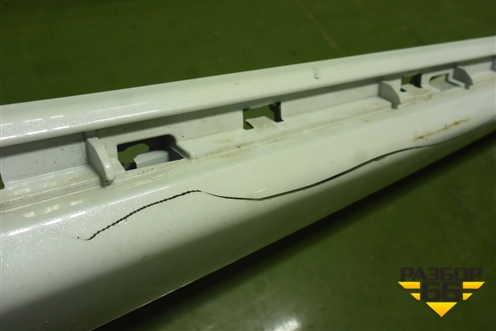 Накладка на порог наружная правая (J605402812) для OMODA S5 с 2022г (С5)