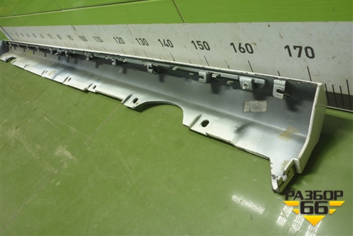 Накладка на порог наружная правая (J605402812) для OMODA S5 с 2022г (С5)