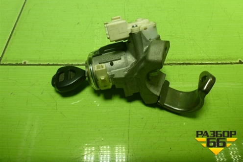 Замок зажигания (45020424) для Toyota Rav-4 с 2006-2013г (Рав 4)