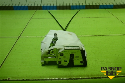 Замок двери задней левой для Suzuki SX4 с 2006-2013г (СХ4)