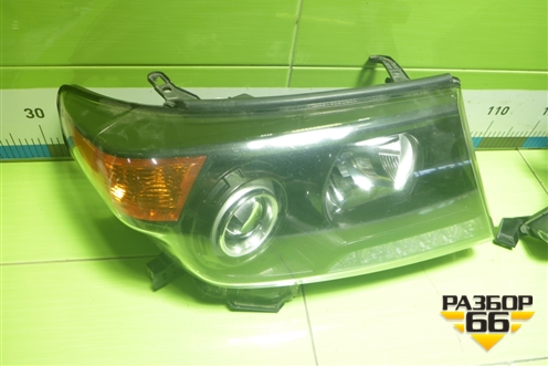 Фара L+R комплект (после 2012г до 2015г установлены BI-Led модули) для Toyota Land Cruiser (200) с 2008г (Ленд Крузер)