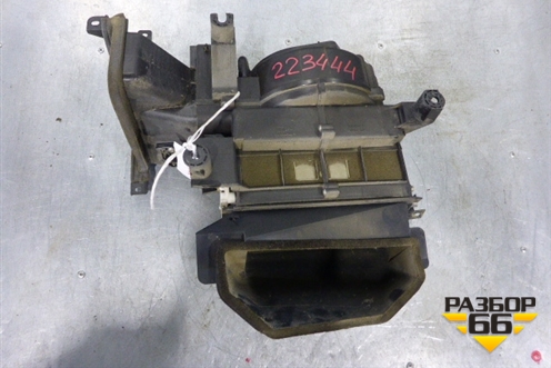 Корпус отопителя (под мотор) для Mitsubishi Lancer-9  с 2003-2008г (Лансер)