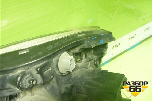 Фара правая (после 2010г ксенон без блока и лампы) (260103UF5A) для Nissan X-Trail (Т31) с 2007-2014г (Хтраил)