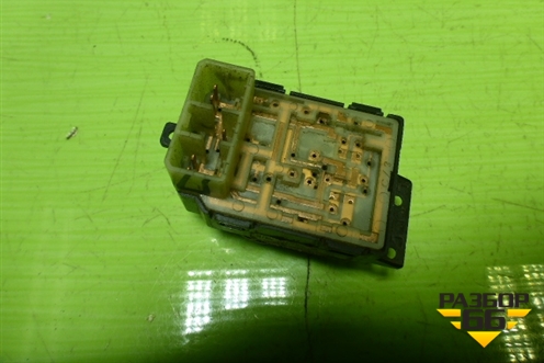 Переключатель регулировки зеркал (935304X000) для Kia Rio с 2011-2016г (Рио 3)