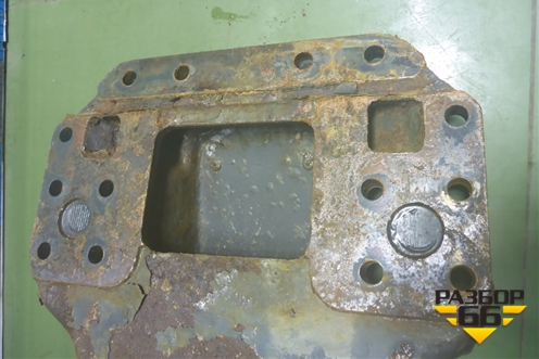 Кронштейн полурессоры  правый (5600201398) для Renault TRUCK Premium с 1996-2004г (Премиум)